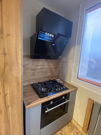 2-к. квартира, 50 м², 5/9 эт.