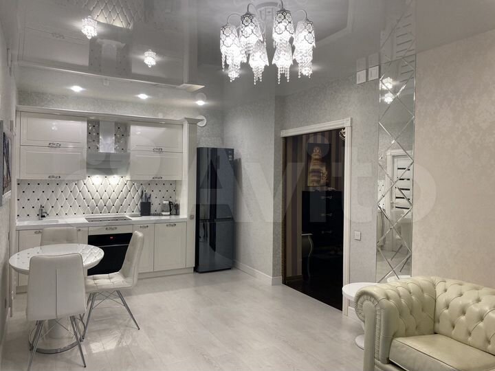 2-к. квартира, 68 м², 3/14 эт.