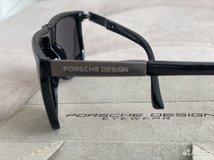 Солнцезащитные очки lux