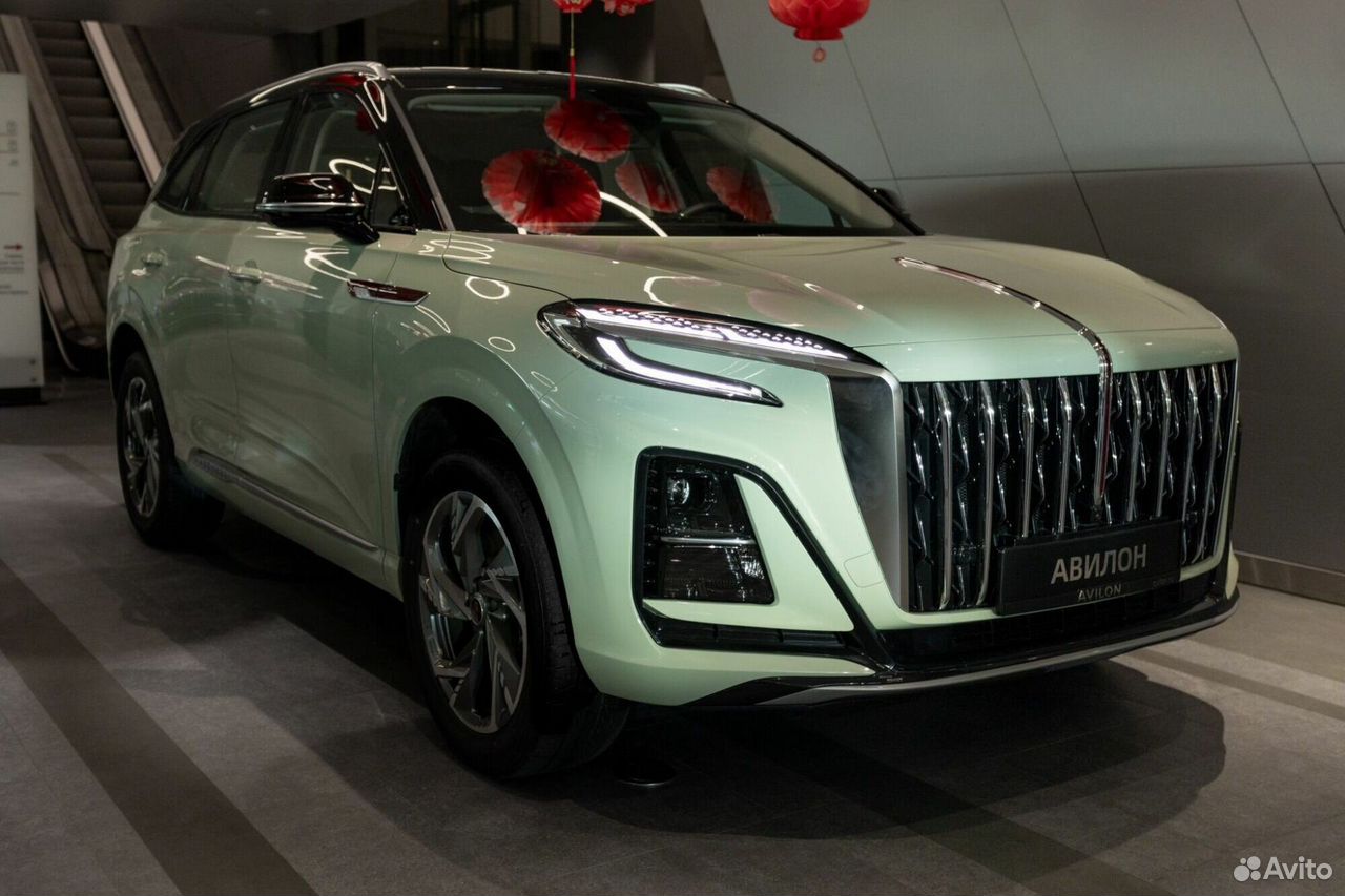 Hongqi HS3 1.5 AMT, 2026