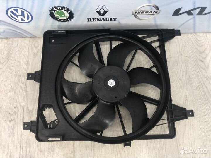 Вентилятор радиатора охлаждения двигателя диффузор