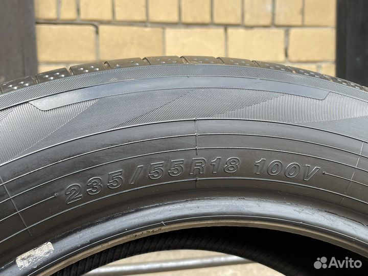 Yokohama BluEarth AE50 235/55 R18 100V