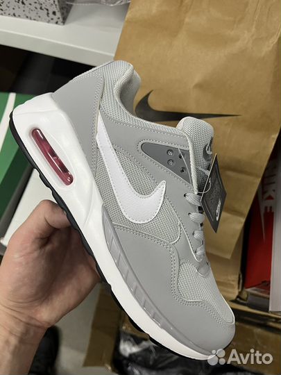 Кроссовки Nike Air Max