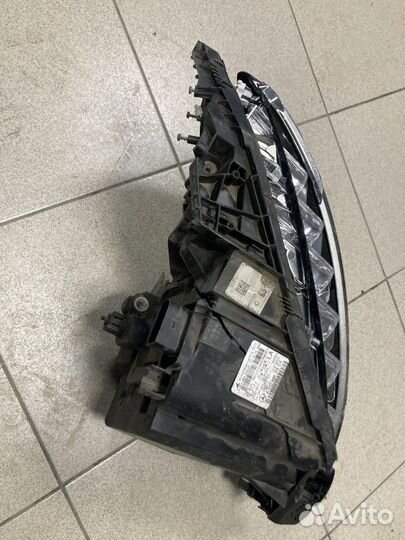 Фара левая W205