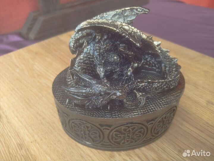 Шкатулка Дракон