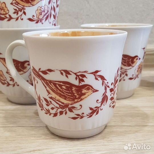 Фарфоровые кружки