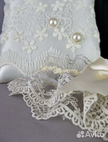 Подушка для обручальных колец