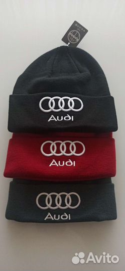 Мужская шапка с логотипом авто