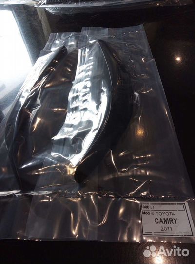 Реснички на фары Toyota Camry V50