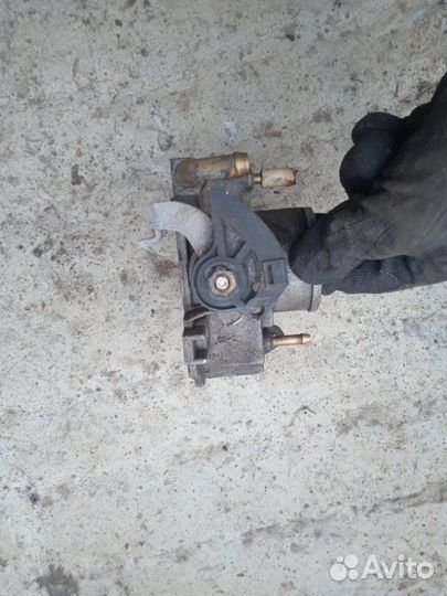 Дроссельная заслонка Лада 2114 2111