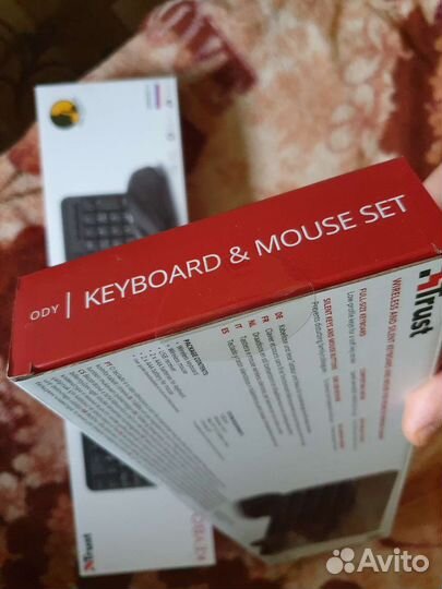 Комплект клавиатура+мышь Trust Ody (беспроводная)