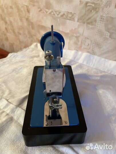 Детская швейная машина СССР