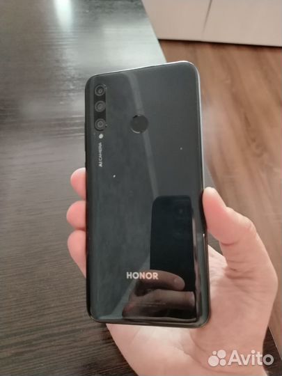 HONOR 20e, 4/64 ГБ