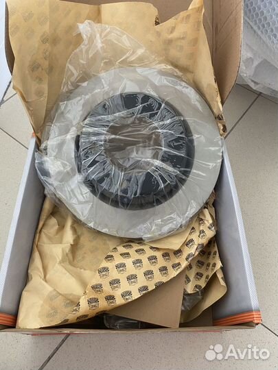 Тормозные диски toyota Land cruiser 200