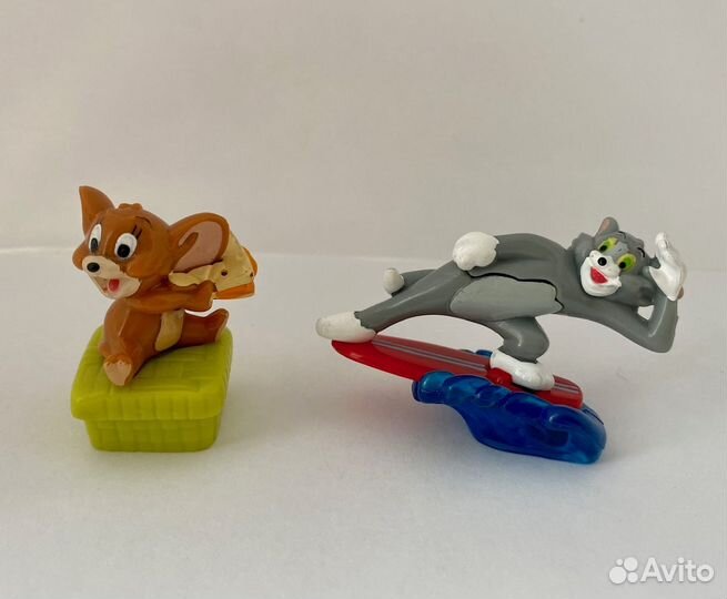 Игрушки из Киндер сюрприза и Ландрин