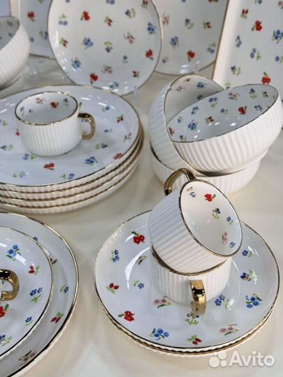 Сервиз на 6 персон Полевой цветок