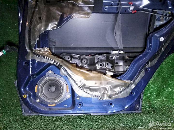 Дверь задняя правая Toyota Caldina ST190