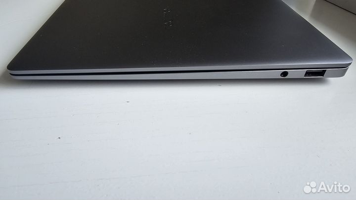 Продам ноутбук Realme book 14