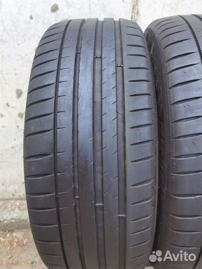 Michelin Pilot Sport 4 225/45 R19 96W