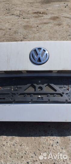 Крышка багажника Volkswagen Bora