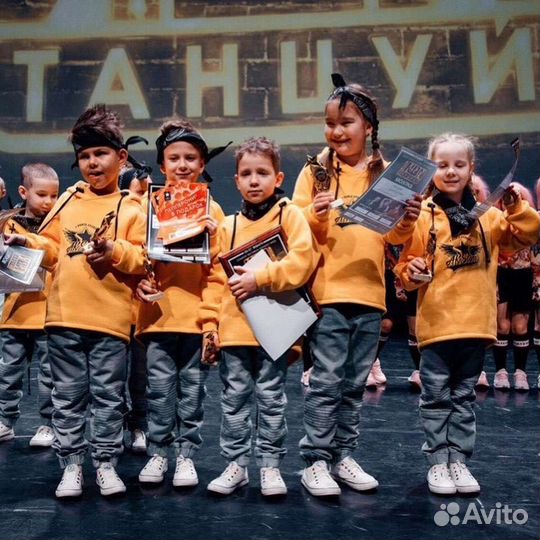 Пошив одежды оптом