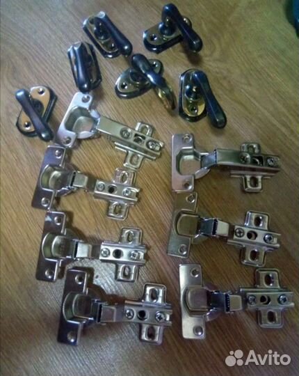 Петли накладные для мебели и ручки