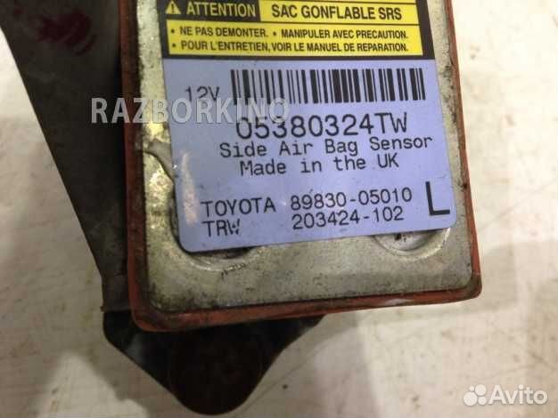 Датчик SRS Тойота Avensis 1 T220