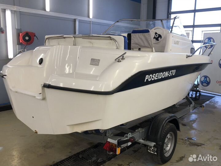Каютный катер Bester/Poseidon 570