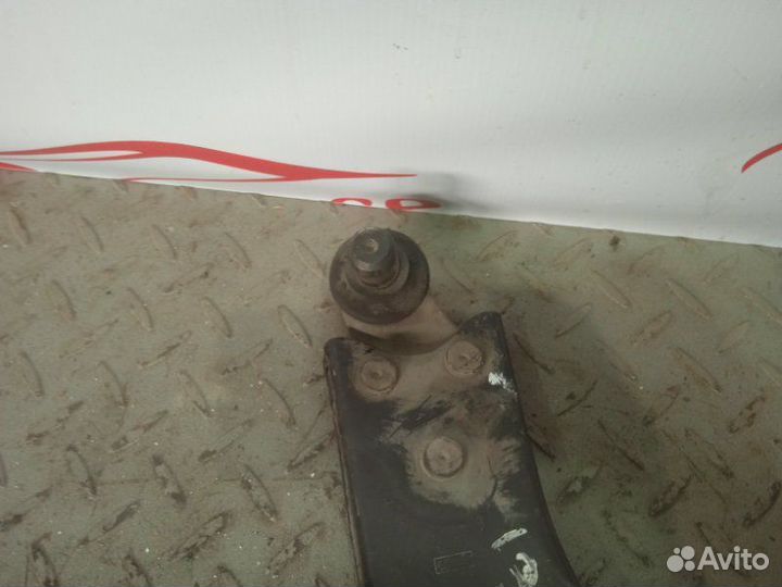 Рычаг передний правый Ford Focus 3