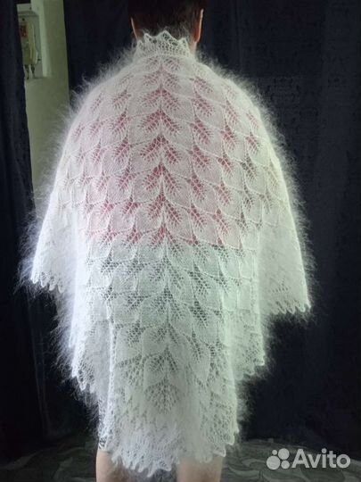 В наличии 2шт Шаль 