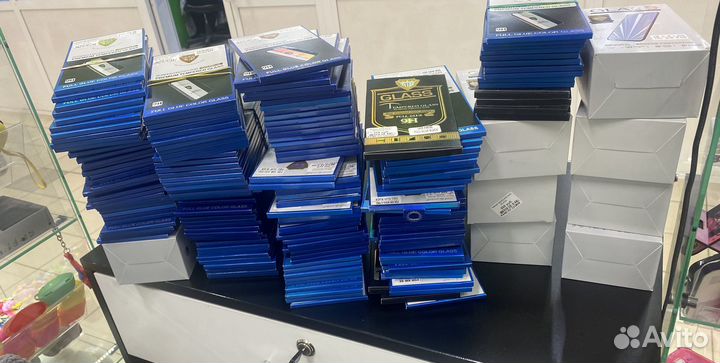 Стекло защитное на телефон