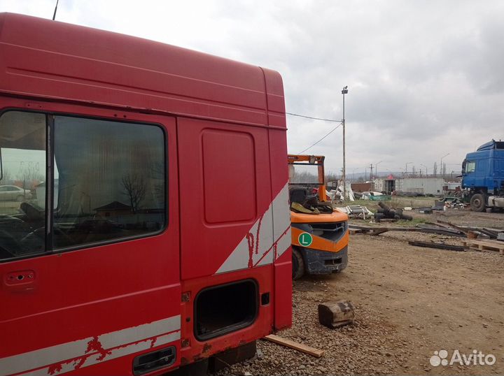 Четверть кабины левая сторона Daf XF105