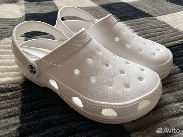 Crocs женские