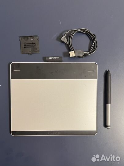 Графический планшет wacom intuos pen small