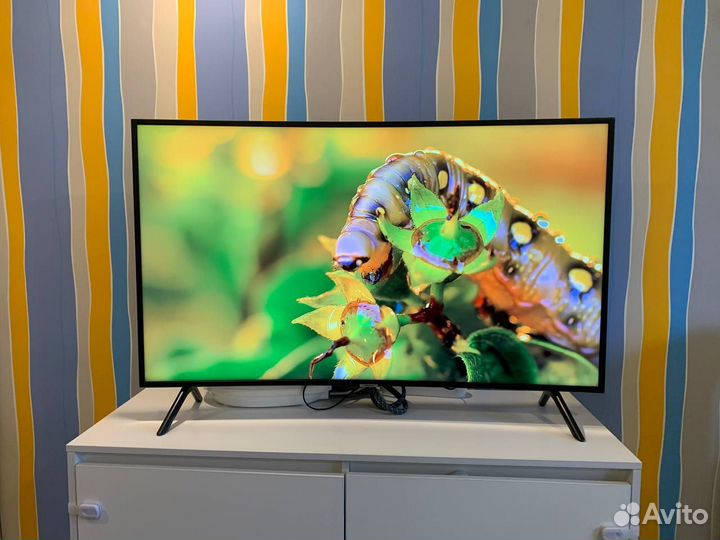 UHD Samsung UE43NU7100 4K SMART TV