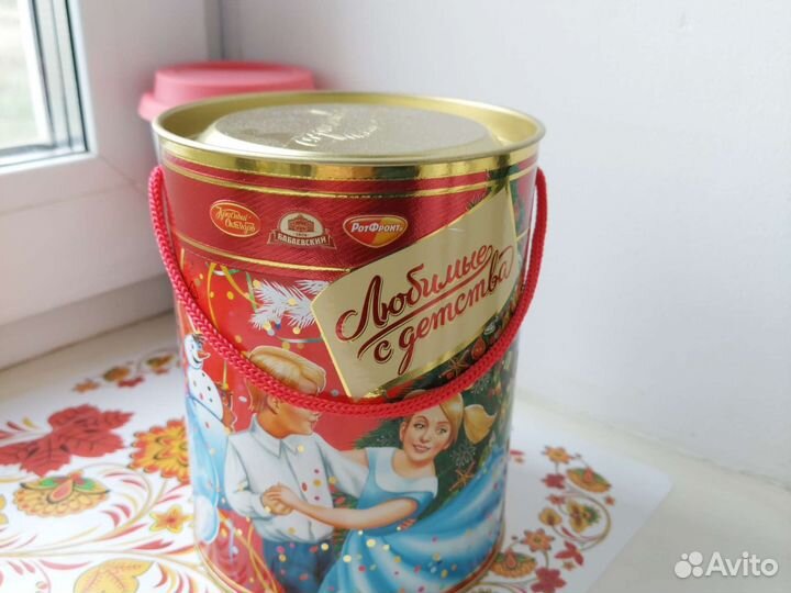 Коробка из под конфет, подарочная