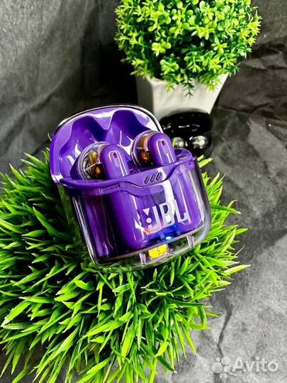 Прозрачные наушники JBL