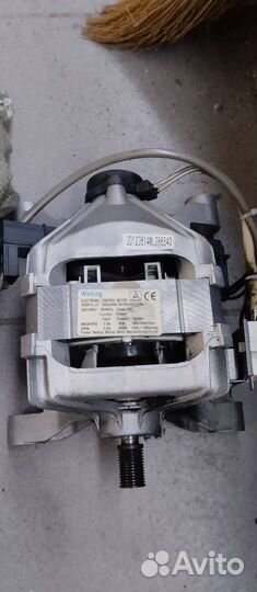 Двигатель стиральной машины Indesit wisl 102