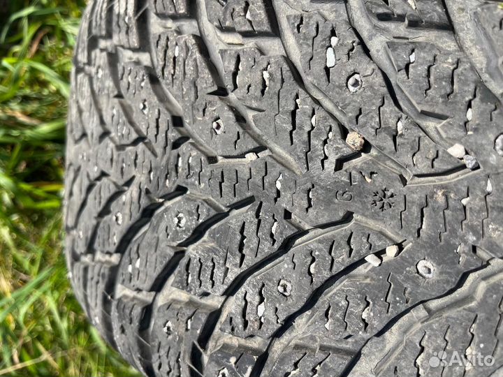 Nokian Tyres Hakkapeliitta 9 245/50 R18 120