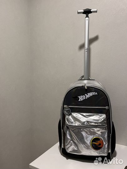 Рюкзак на колесах Hotwheels от original marines