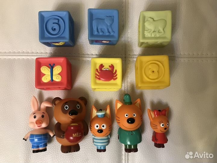 Игрушки для ванной 5 шт и резиновые кубики 6 шт