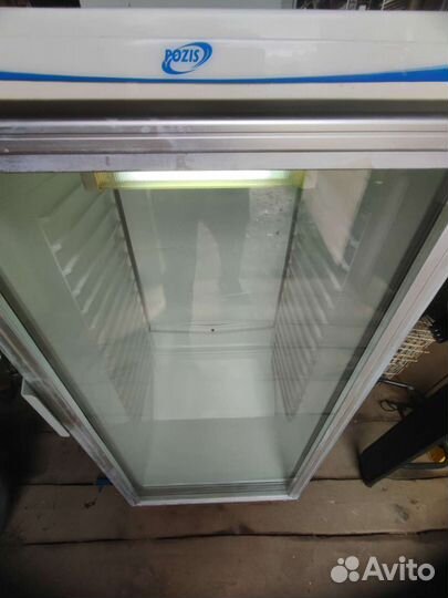 Холодильник витрина