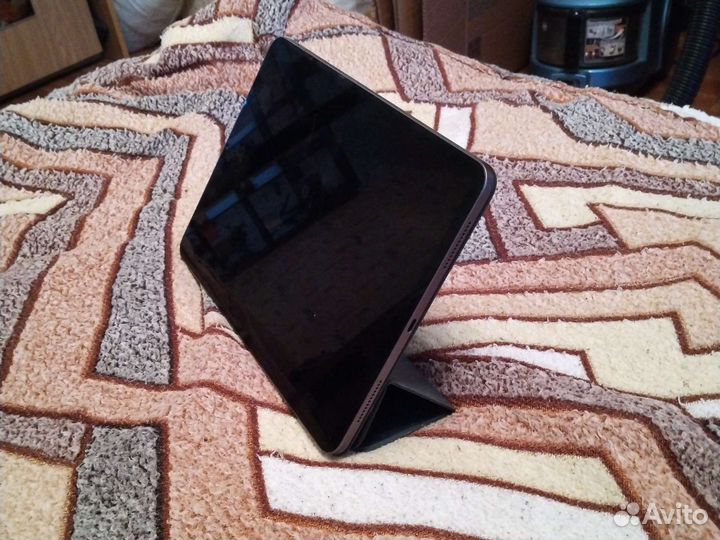 Магнитный чехол для iPad 2018 pro