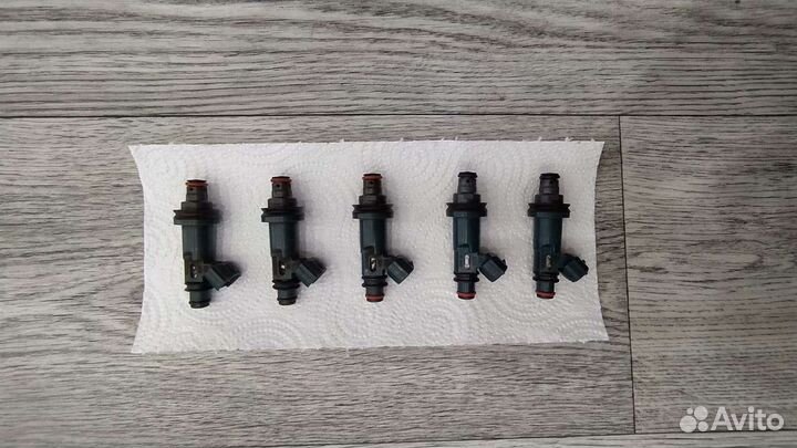 Форсунка топливная Toyota Harrier 1MZ-FE