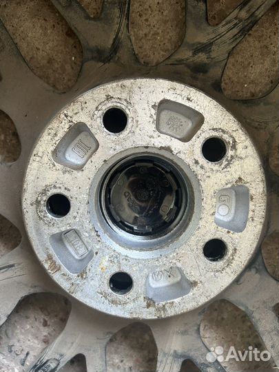 Колеса с литьем в сборе r16