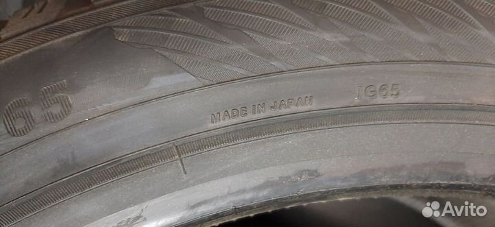 Yokohama IceGuard Stud IG65 295/40 R21 111T