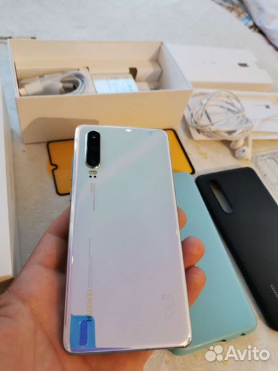 Телефон Huawei Р30
