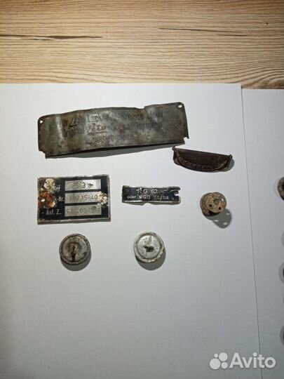 Пуговицы и шильдики