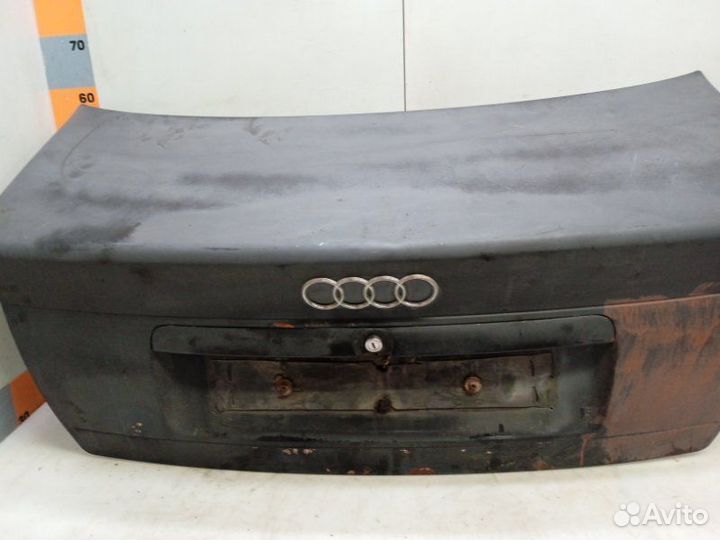 Крышка багажника Audi A4 B5 1.8 1995