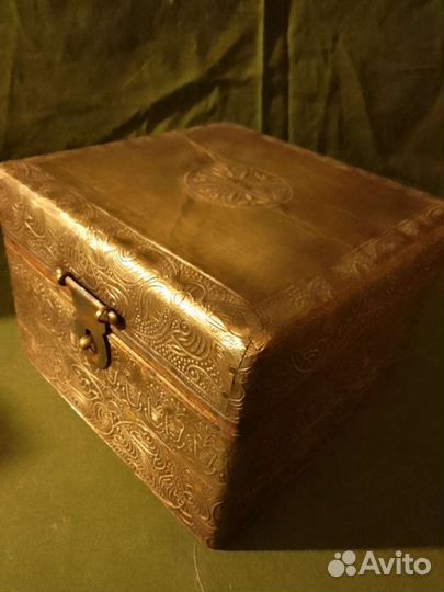 Старинная шкатулка Посеребр(Индия) Сделаю50процСки